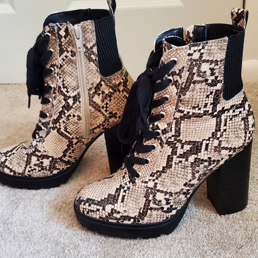 Steve Madden Snake Print Lace-Up Ankle Booties in Black and Cream